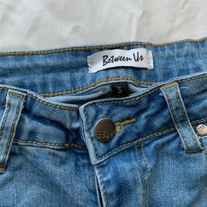 Between Us Blue Ripped Skinny Jeans Size 5